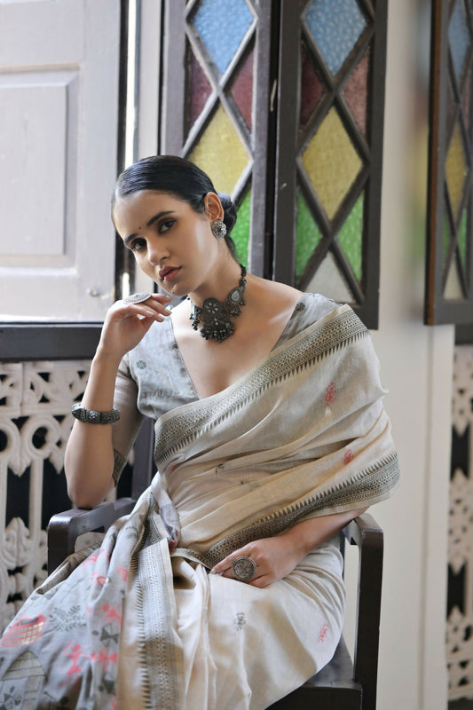 Vishnu Weaves Women's Grey Muga Cotton Saree with Blouse - Swadesiicart