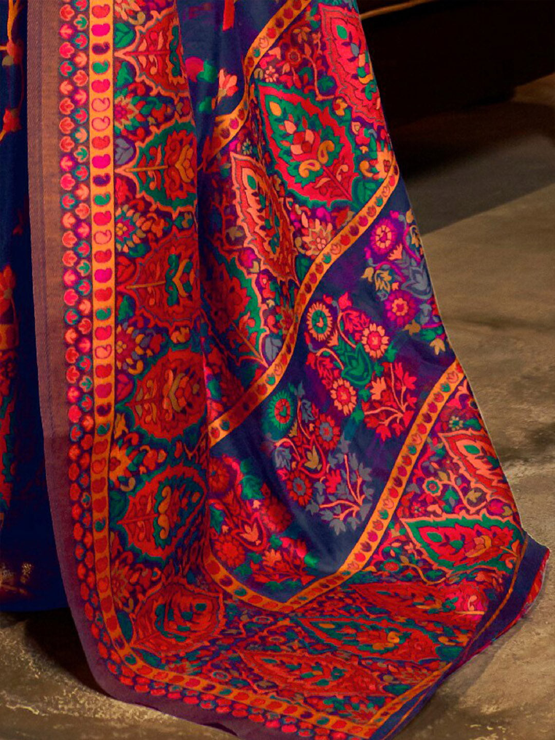 Mitera Navy Blue & Red Woven Design Silk Blend Banarasi Saree | Swadesiicart