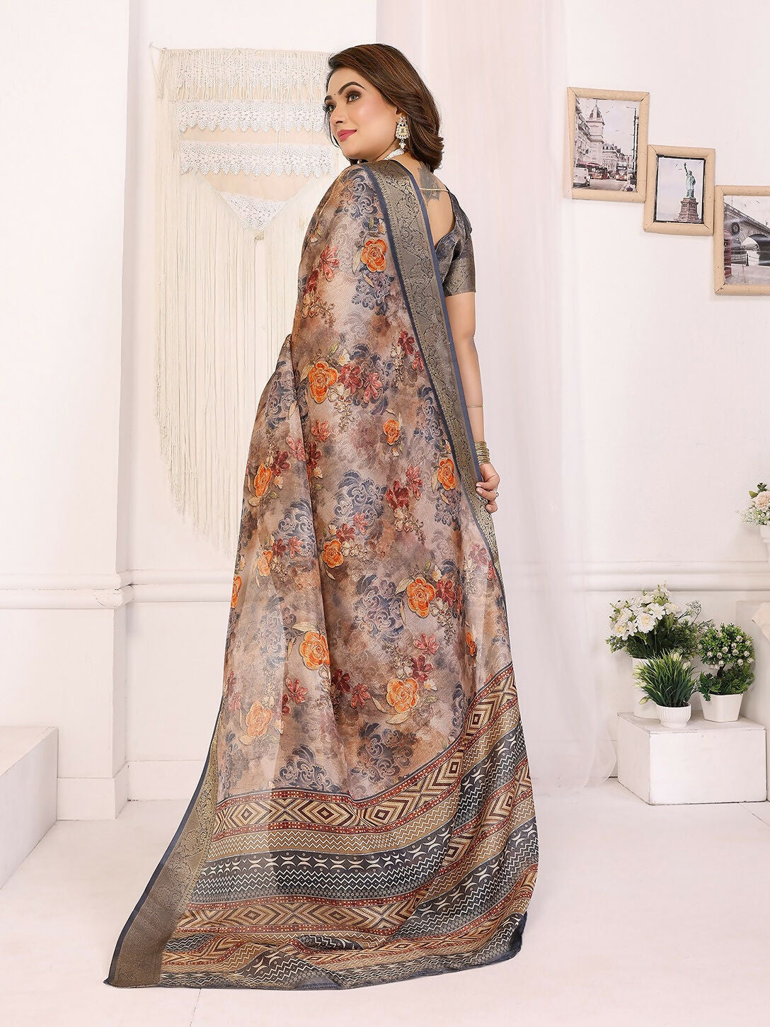 Joban Fashion Grey Floral Print pattern Banarasi Silk Sarees | Swadesiicart