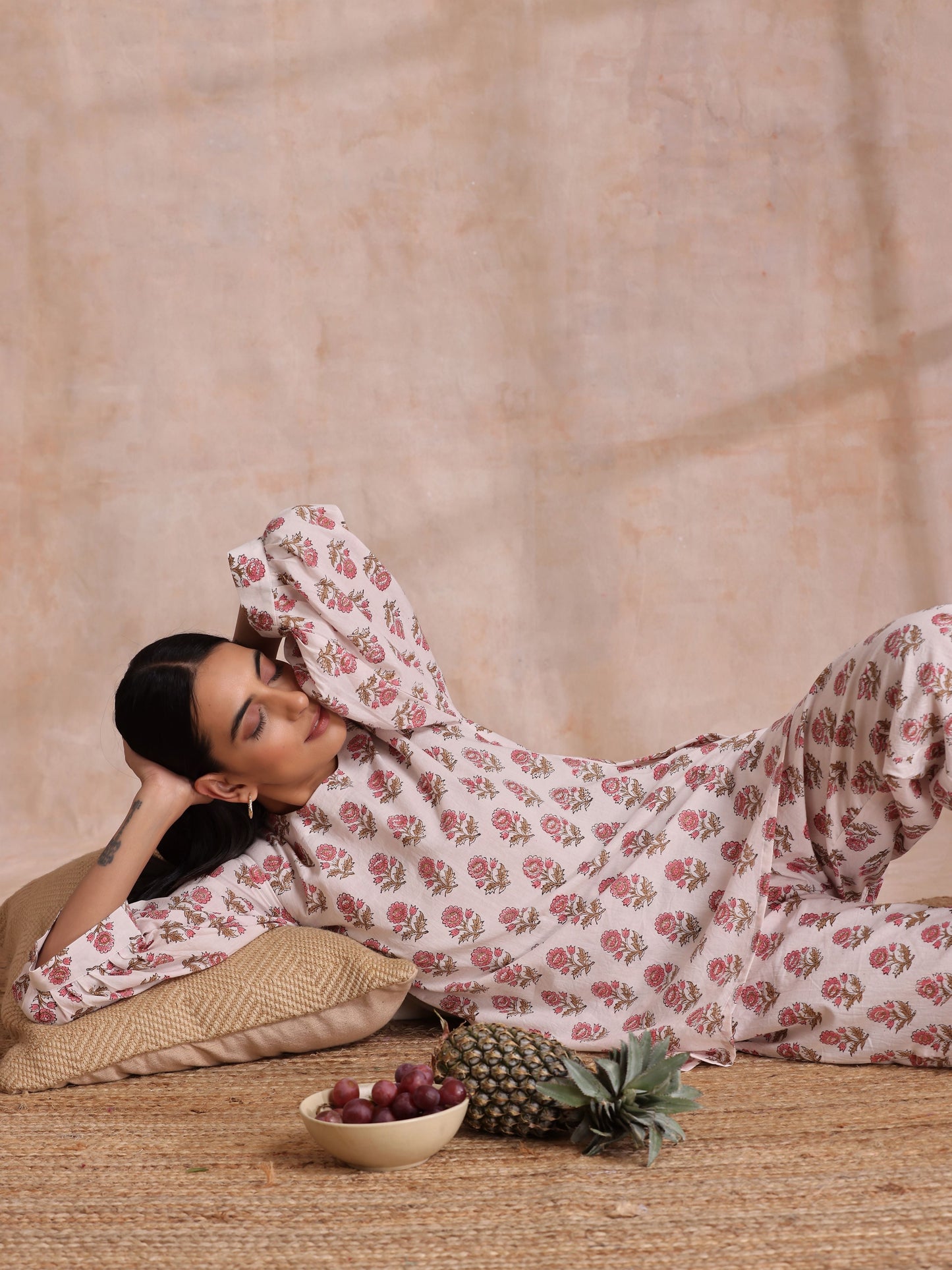 trueBrowns Pink Brown Buta On White Block Print Cotton Baggy Sleeve Co-Ord Set - Swadesiicart