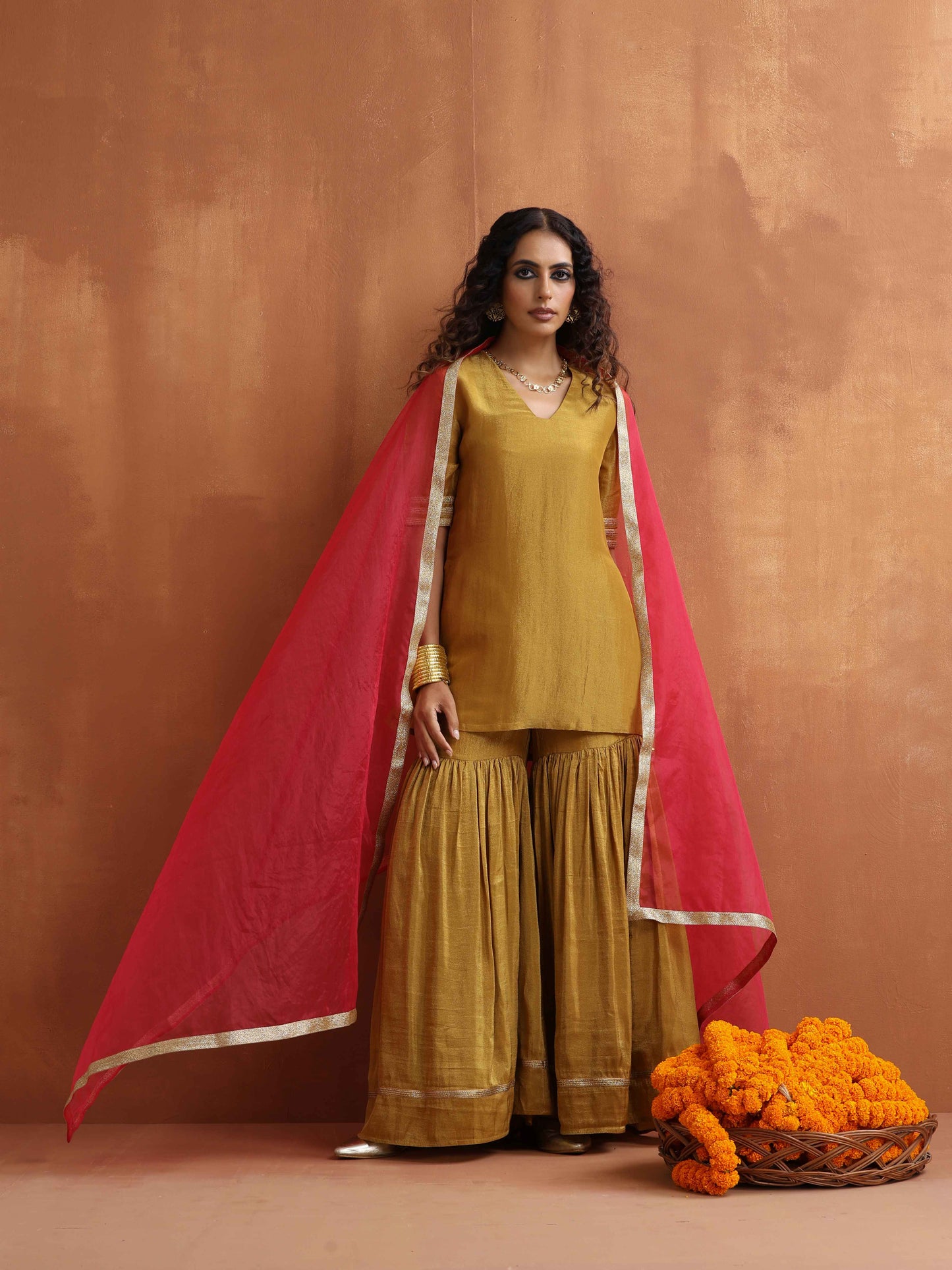 trueBrowns Gold Tissue Sharara Dupatta Set | Swadesiicart