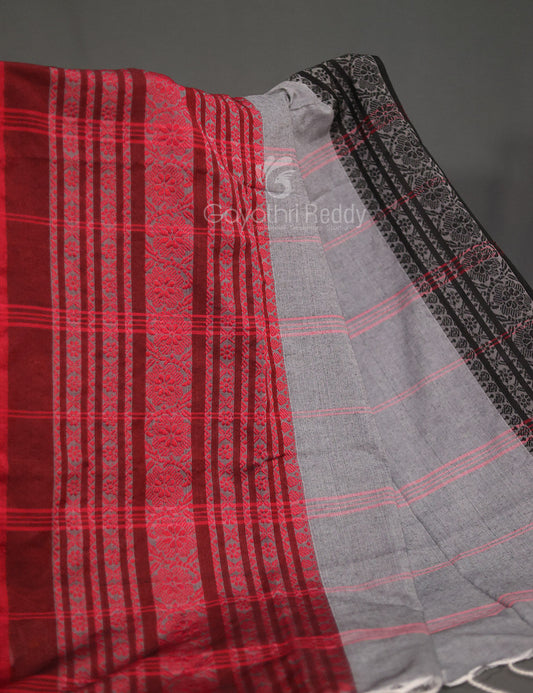 Green Colored Contrast Thread Pure Khadi Cotton Saree By Gayathri Reddy Designer Studio | Swadesiicart