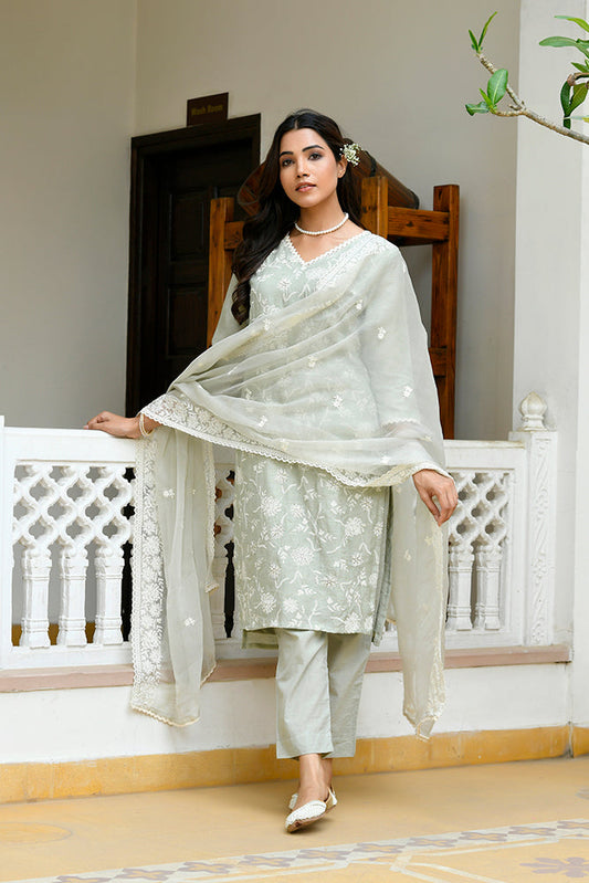 Vaasva Women Pista Linen Embroidered Solid Kurta Set With Solid Pants & Chiffon Embroidered Dupatta | Swadesiicart