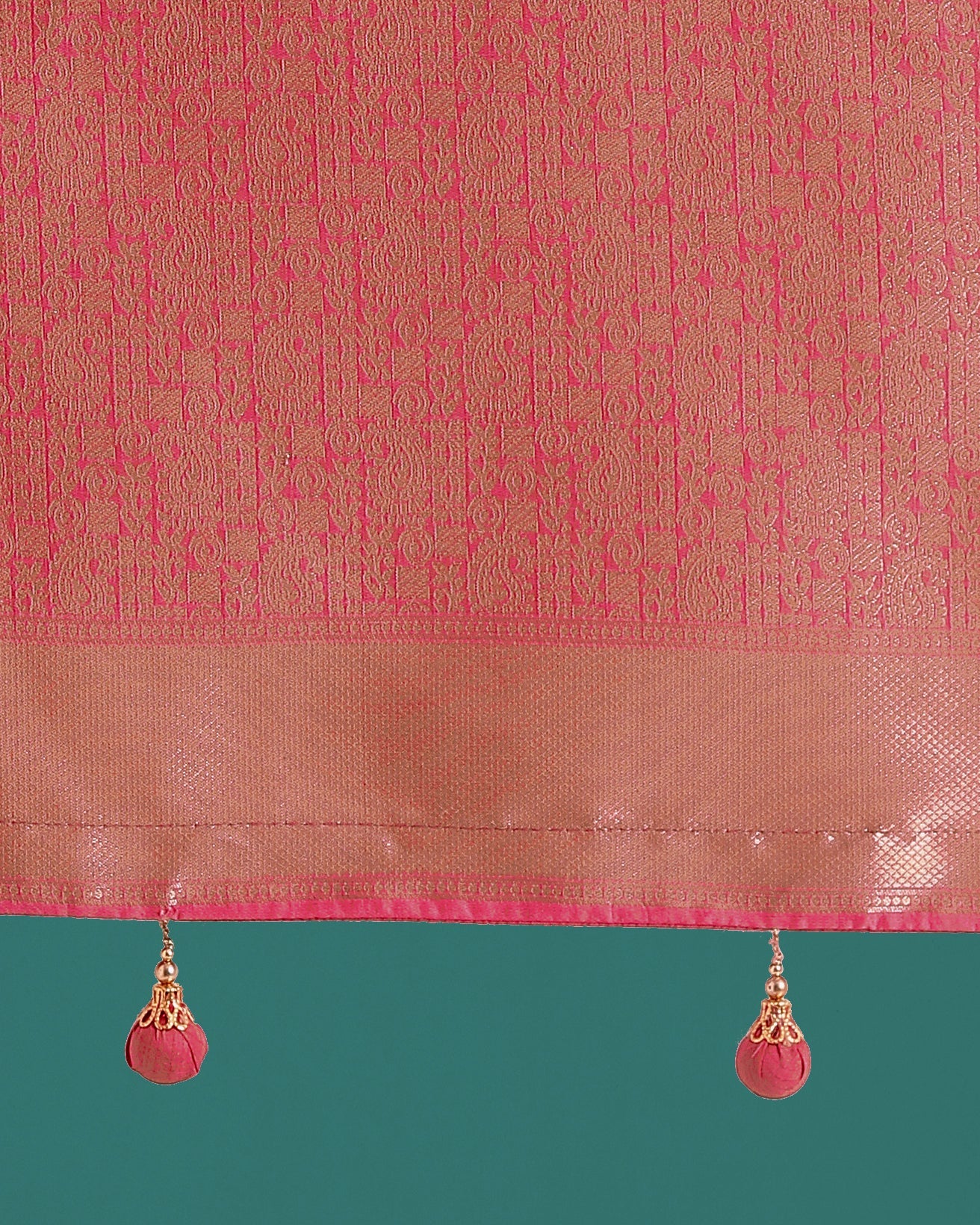 Monjolika Fashion Pink Colour Banarasi Satin Silk Zari Weaving Classic Saree | Swadesiicart