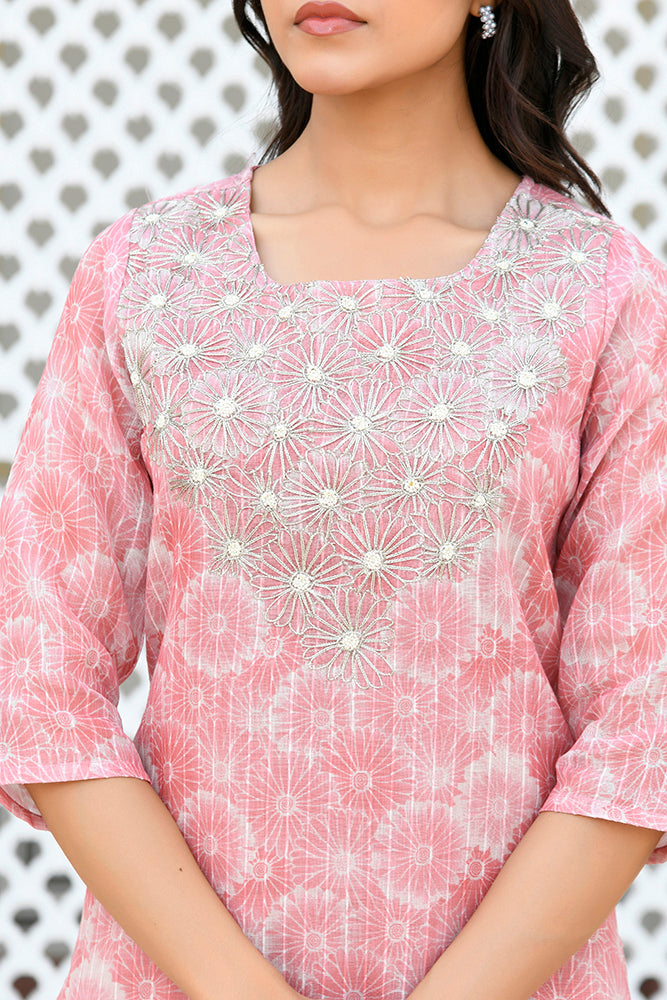 Vaasva Women Pink Tissue Linen Embroidered Solid Kurta Set With Solid Pants & Printed Dupatta | Swadesiicart