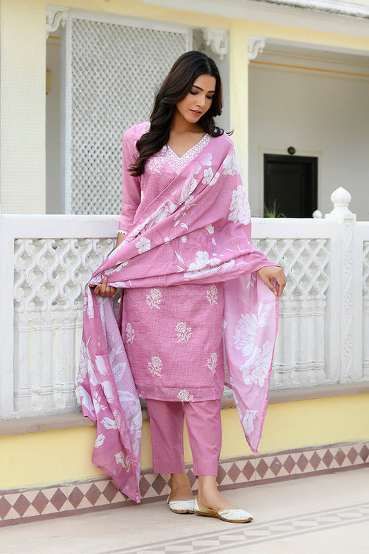 Vaasva Women Pink Kota Doria Embroidered Solid Kurta Set With Solid Pants & Printed Dupatta | Swadesiicart
