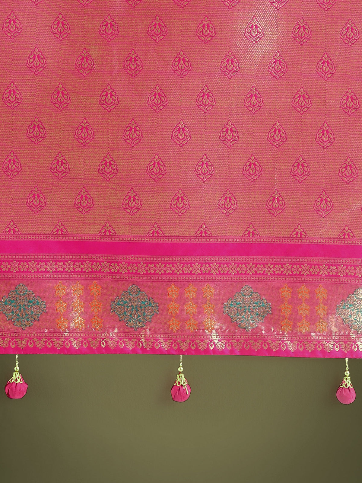 Monjolika Fashion Rani Pink Colour Banarasi Silk Zari Weaving Classic Swadesiicart