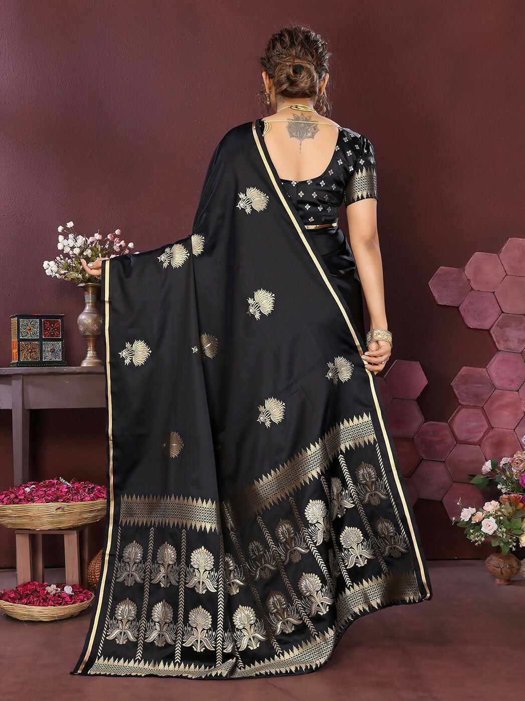 Joban Fashion Black Floral Motifs Banarasi Silk Sarees | Swadesiicart