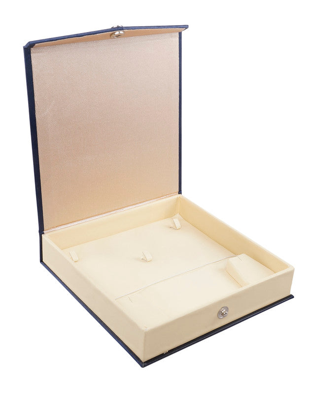 J Pearls Marvelous Pearl Set - Swadesiicart