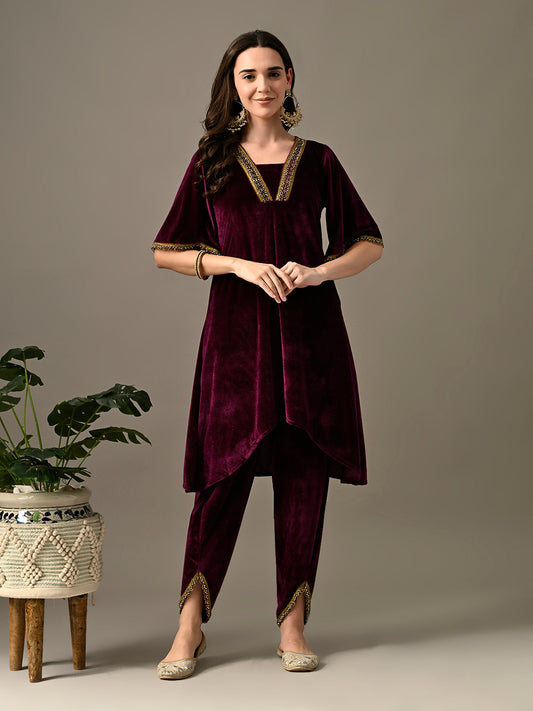 Myshka Women's Magenta Velvet Kurta Pant - Swadesiicart