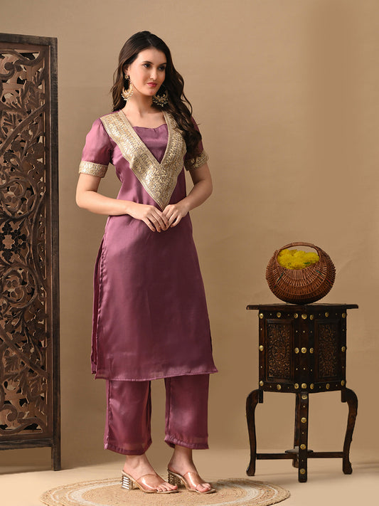 Myshka Mauve Silk Blend Straight Round Neck Short Sleeves Kurta Trousers With Dupatta - Swadesiicart