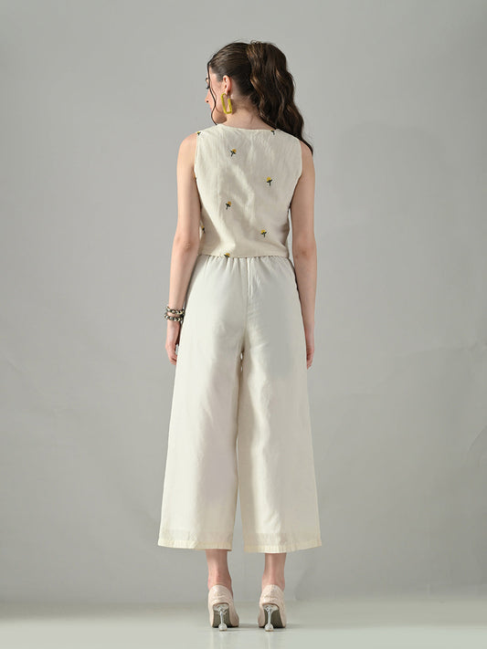 Myshka Women Off White Multicolor Thread Embroidered Co-Ord Set - Swadesiicart
