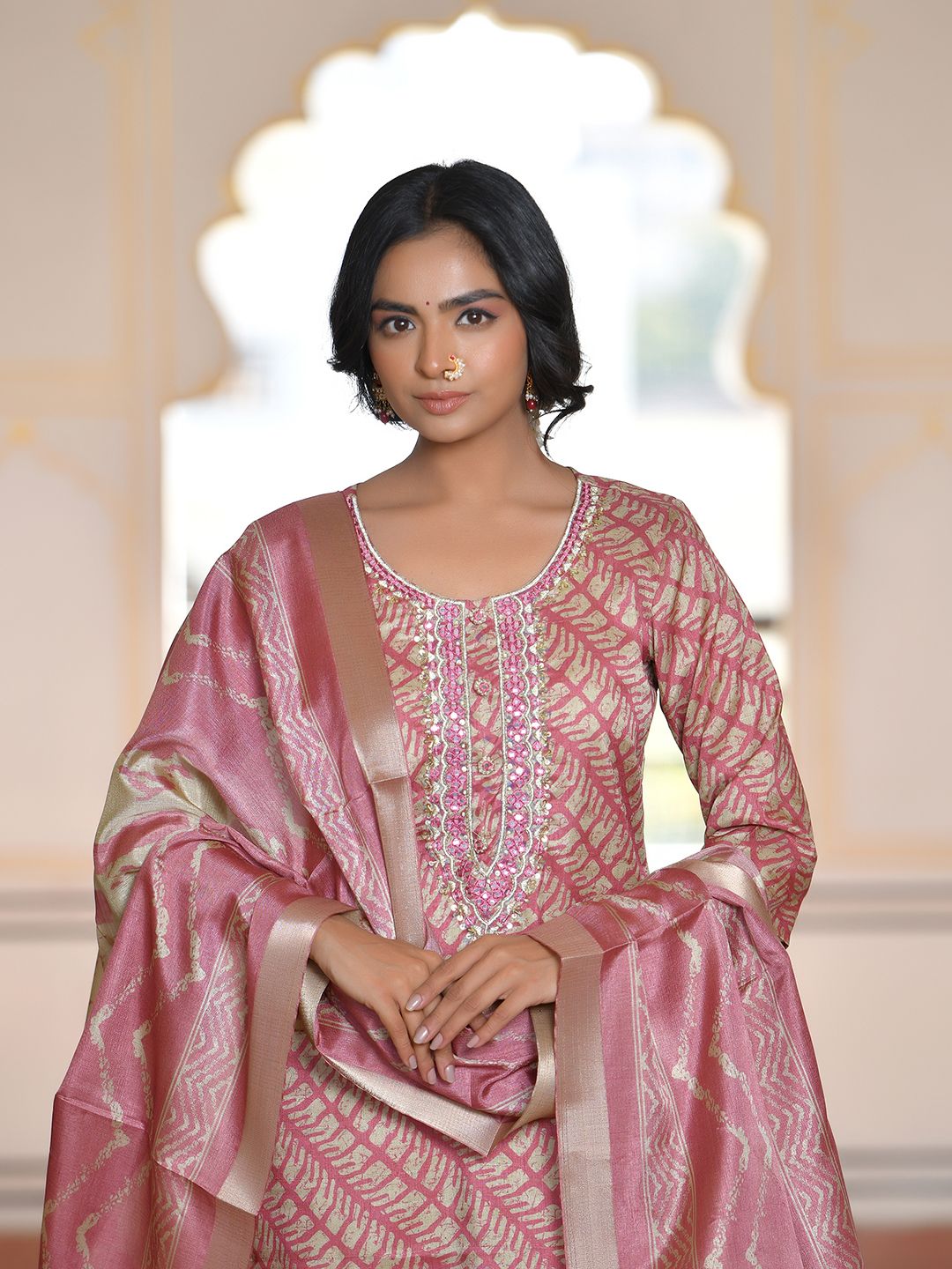 Vaasva Women's Pale Pink Silk Digital Printed Suit Set | Swadesiicart