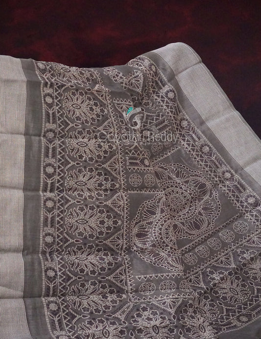 Grey Colored Block Printed Semi Chanderi Saree By Gayathri Reddy Designer Studio | Swadesiicart