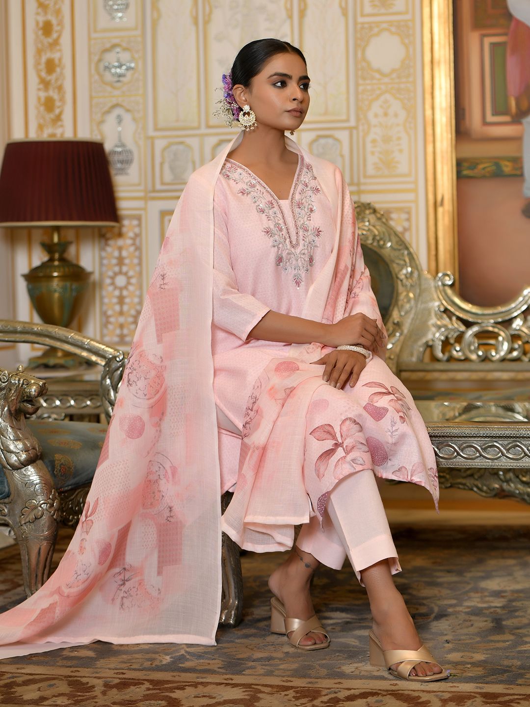 Vaasva Women's Pink Linen Suit Set With Printed Dupatta | Swadesiicart