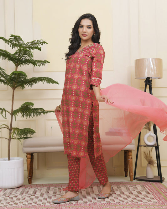 Vaasva Women Maroon Cotton Kurta With Cotton Pant & Dupatta | Swadesiicart