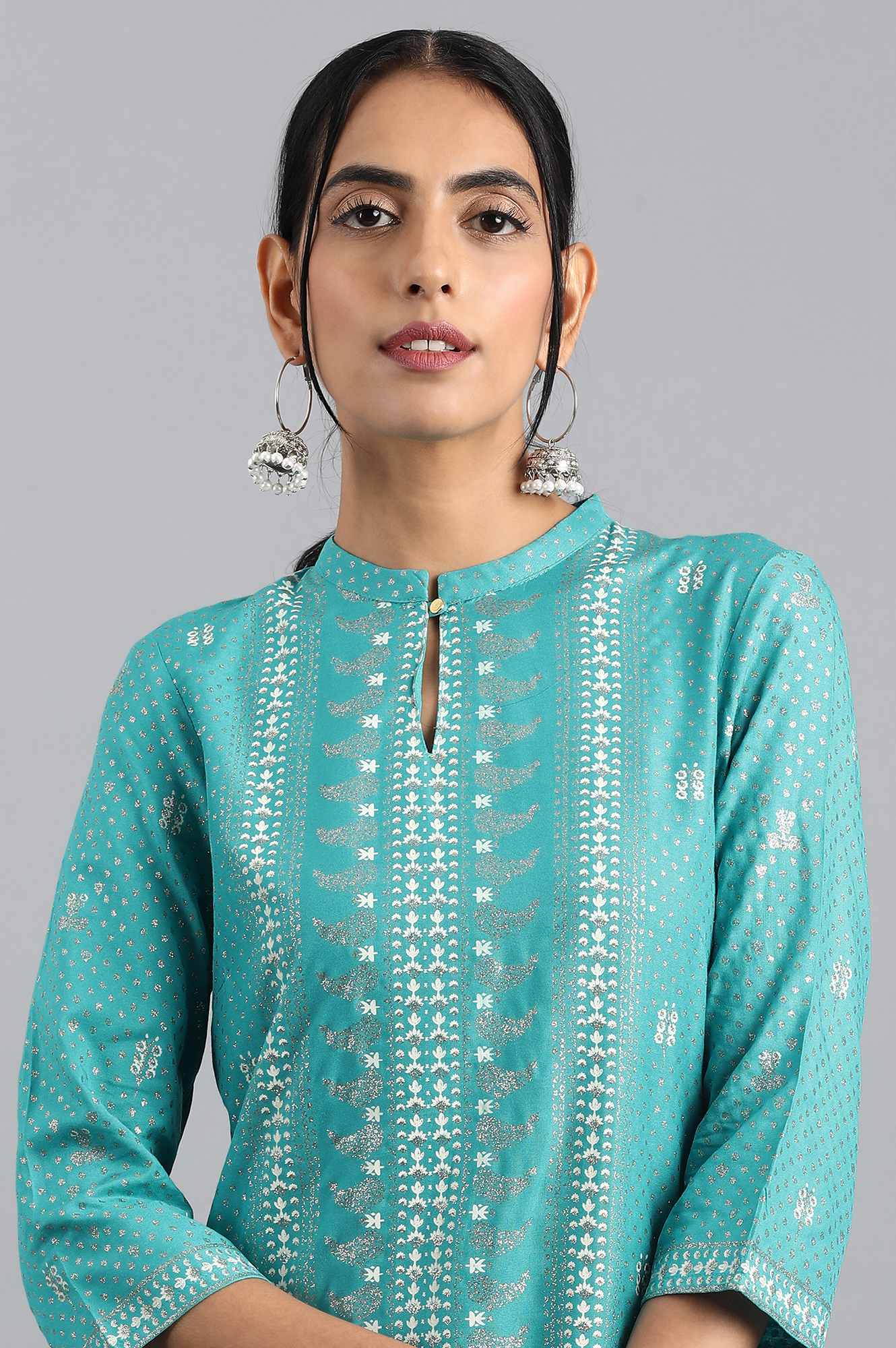 W for Woman Blue Glitter Print kurta in Keyhole Neckline