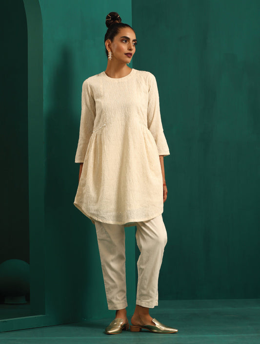 trueBrowns Ivory Tonal Cotton Side Gathers Co-ord Set - Swadesiicart