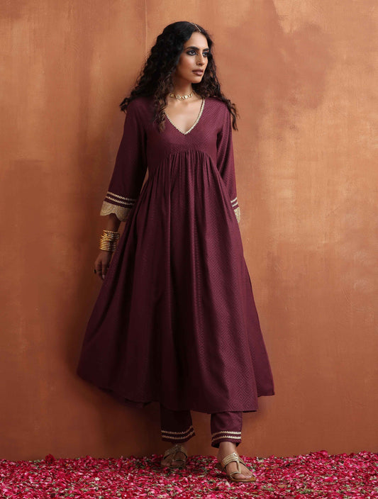 trueBrowns Maroon Flared Anarkali Kurta Set | Swadesiicart
