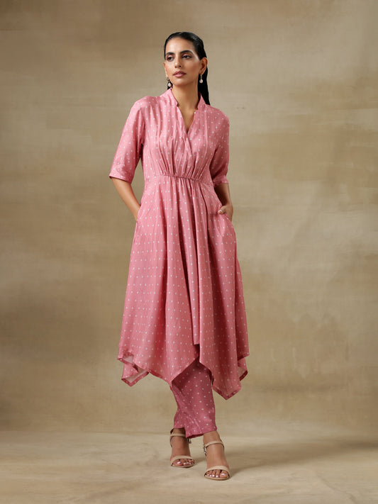 trueBrowns Light Mauve Bandhani Printed Silk Handkerchief Kurta Pant Set | Swadesiicart
