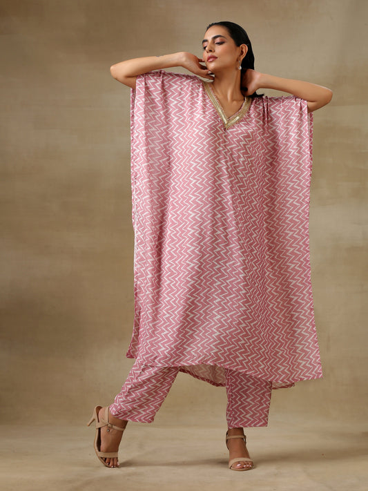 trueBrowns Light Mauve Bandhani Printed Silk Kaftan Kurta Pant Set | Swadesiicart
