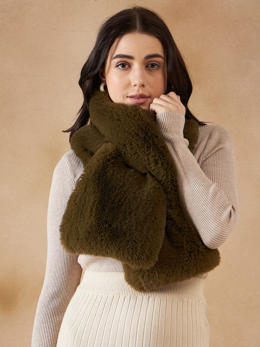 InWeave Women's Mehandi Green Faux Fur Neck Warmer