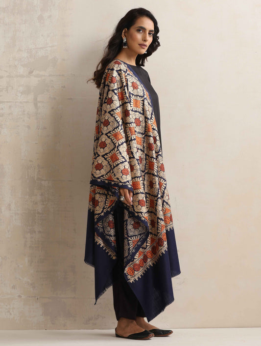 trueBrowns Navy Blue Embroidered Woollen Stole | Swadesiicart