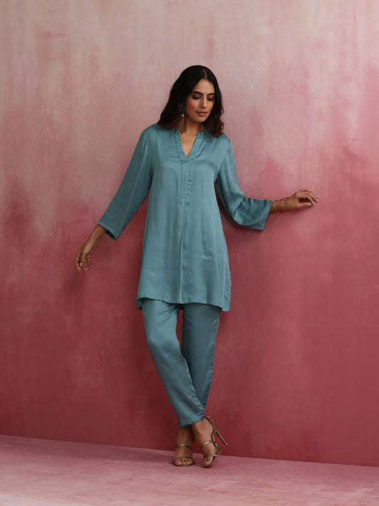 trueBrowns Light Blue Modal Straight Kurta Co-ord Set - Swadesiicart