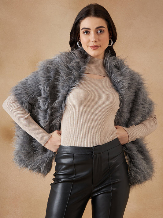 InWeave Women's Light Grey Fur Cape