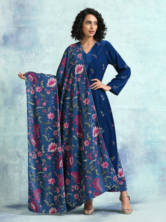 trueBrowns Blue Printed Velvet Shawl | Swadesiicart