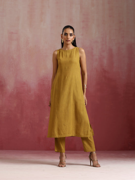 trueBrowns Mustard Cotton Kurta Set | Swadesiicart