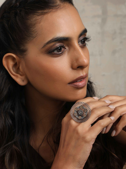 trueBrowns Silver Tone Floral Circular Ring | Swadesiicart