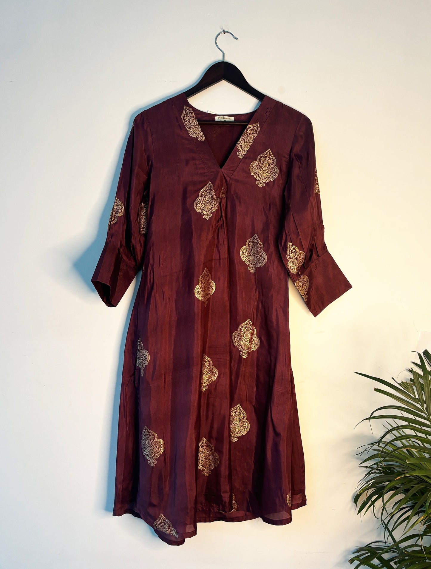 trueBrowns Purple Zari Kurta | Swadesiicart