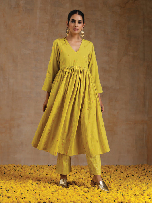trueBrowns Lime Gold Cotton Kalidar Kurta Set | Swadesiicart