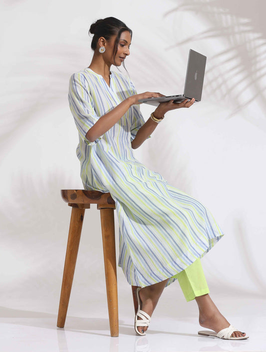 trueBrowns White Cotton Multi Stripe Flared Kurta Set | Swadesiicart