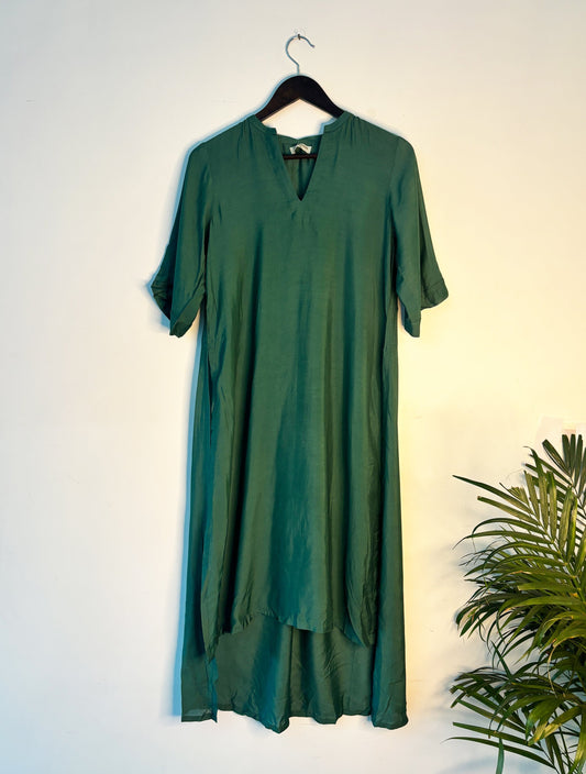 trueBrowns Green Silk Kurta | Swadesiicart