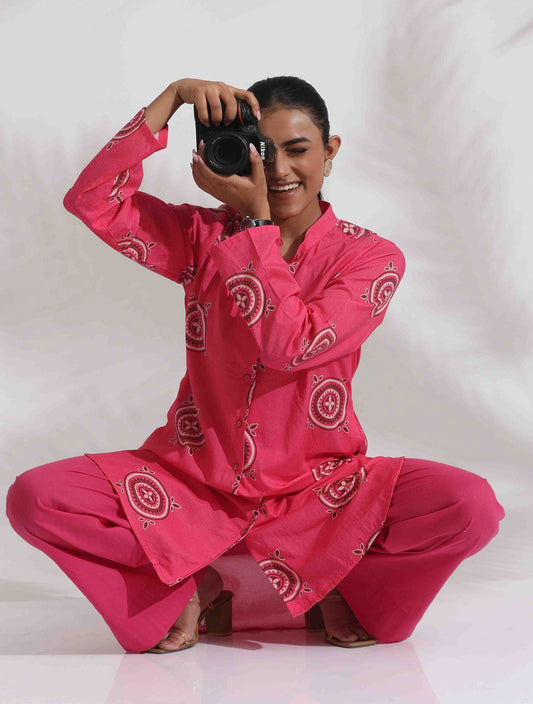trueBrowns Pink Cotton Print Kurta Co-ord Set - Swadesiicart