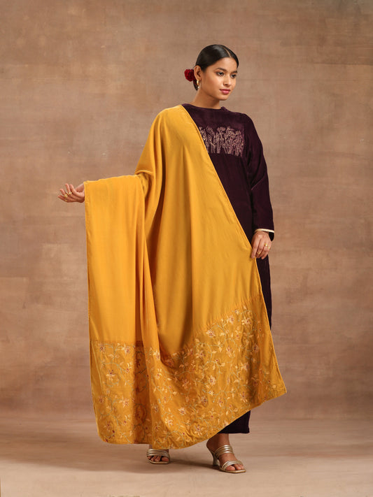 trueBrowns Mustard Velvet Embroidered Shawl | Swadesiicart