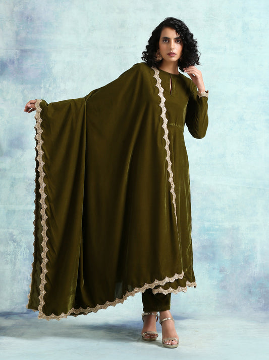 trueBrowns Mehandi Velvet Lace Shawl | Swadesiicart