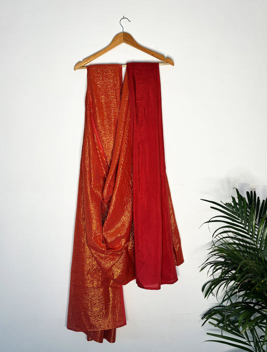 trueBrowns Rust Metallic Saree | Swadesiicart