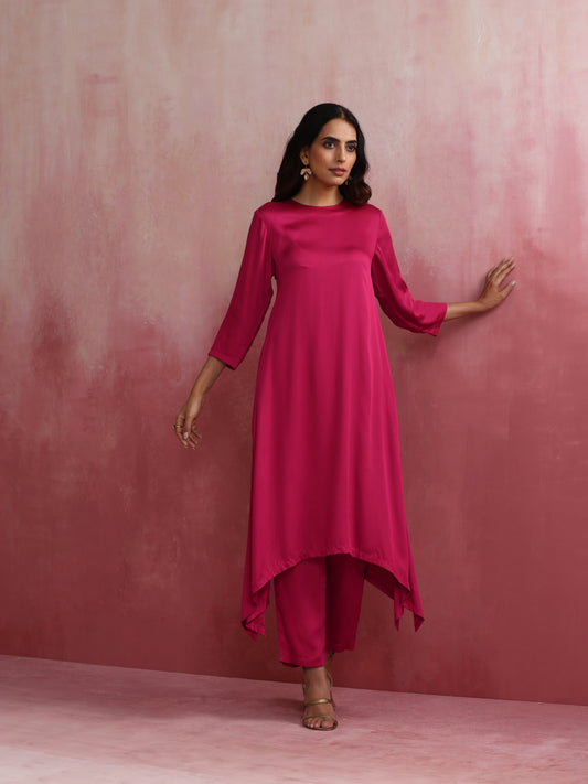trueBrowns Magenta Highlow Modal Kurta Set | Swadesiicart
