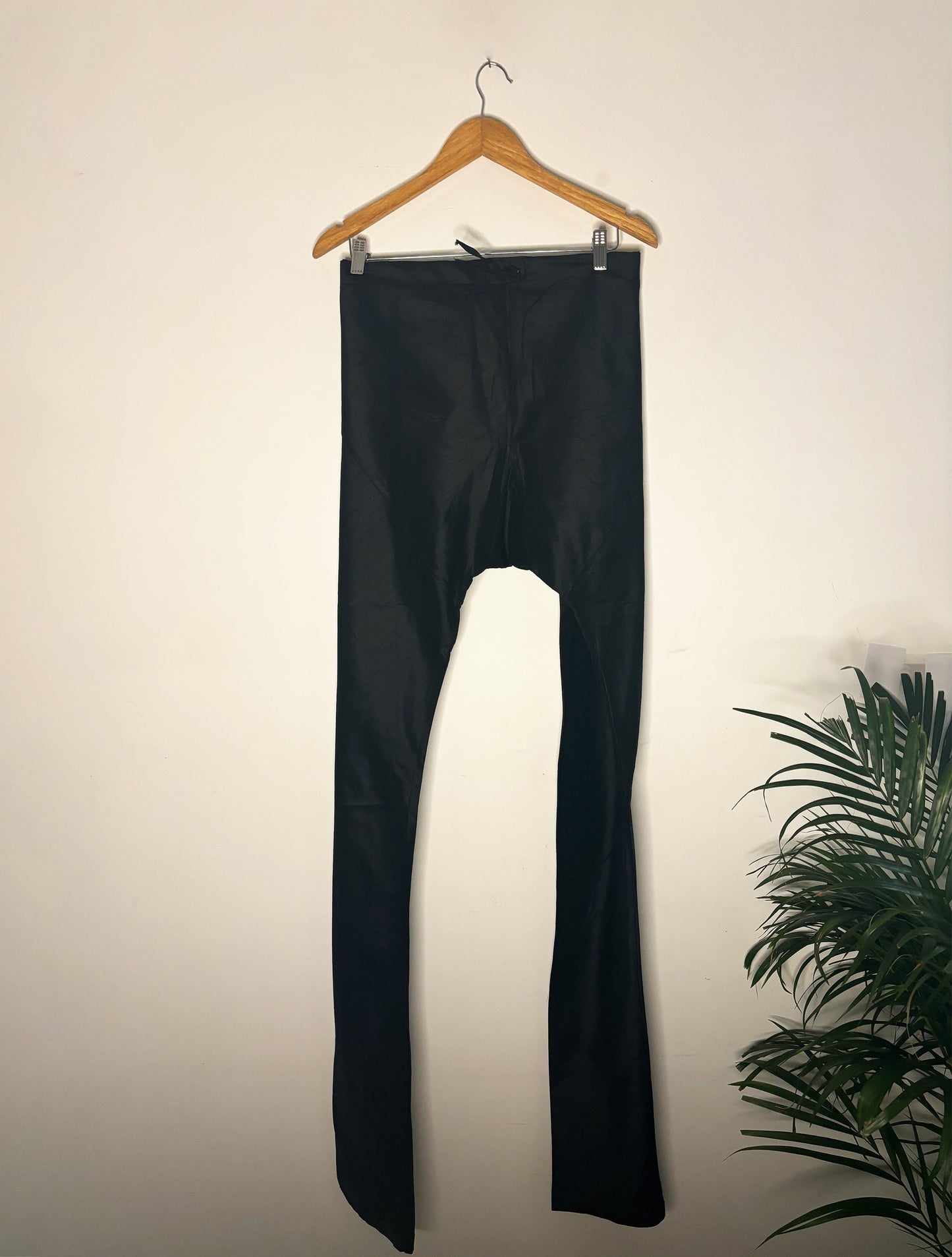 trueBrowns Black Silk Pajama | Swadesiicart
