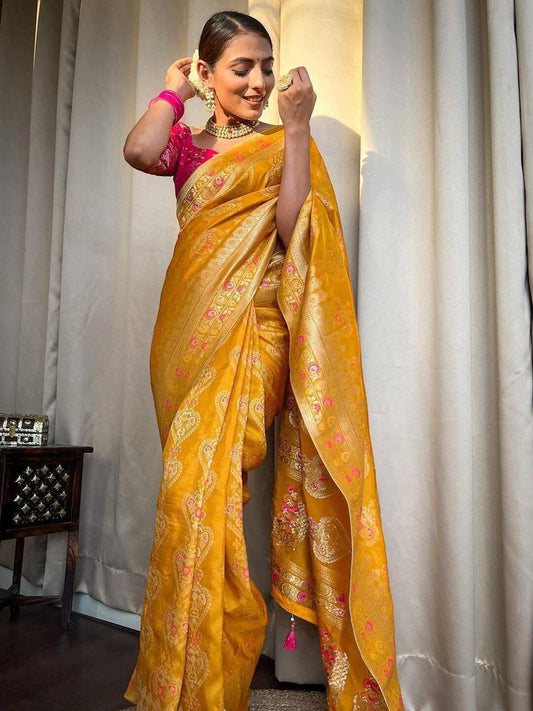 Kalini Woven Design Zari Silk Blend Banarasi Saree | Swadesiicart