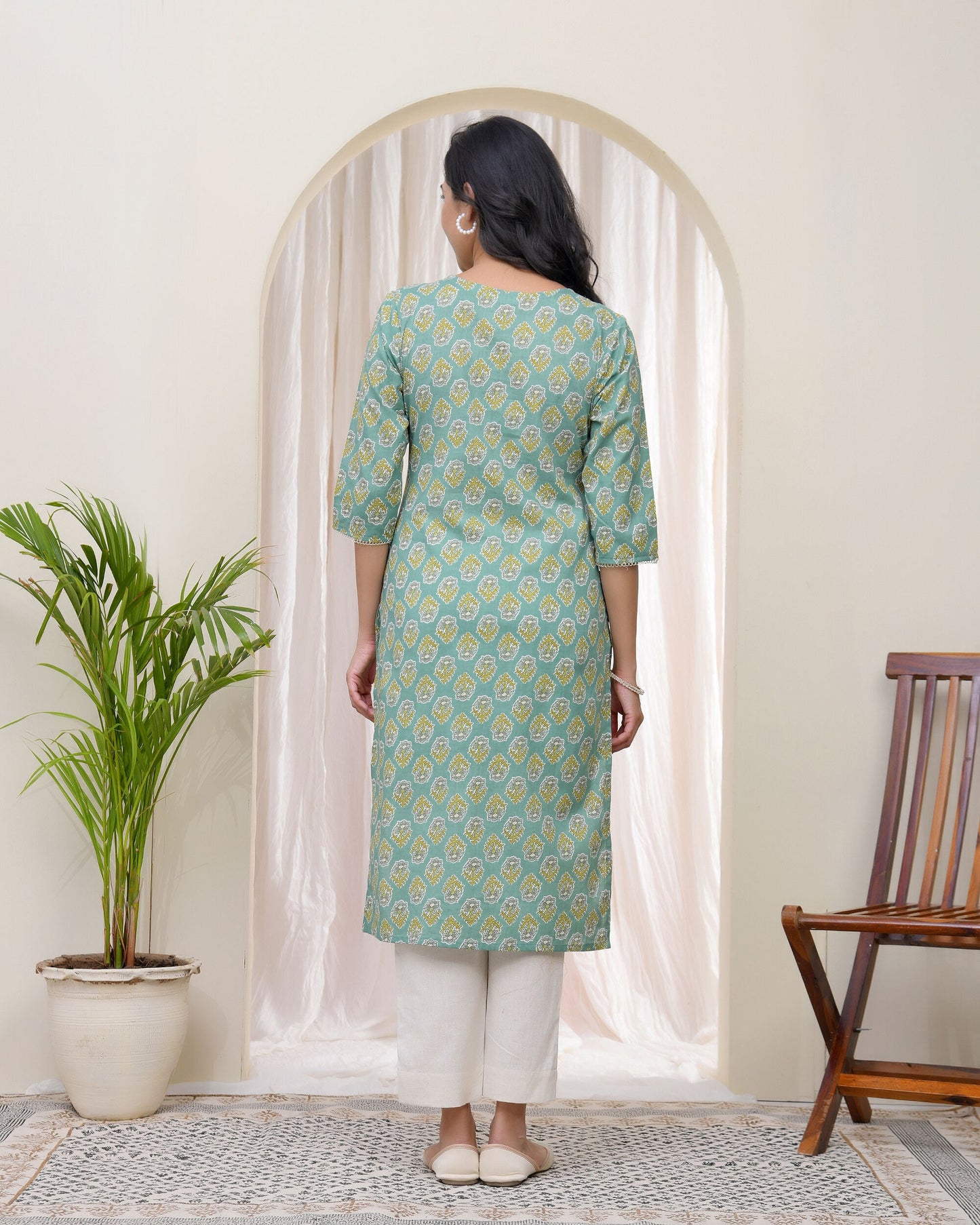 Vaasva Women Aqua Cotton Printed Straight Kurti - Swadesiicart
