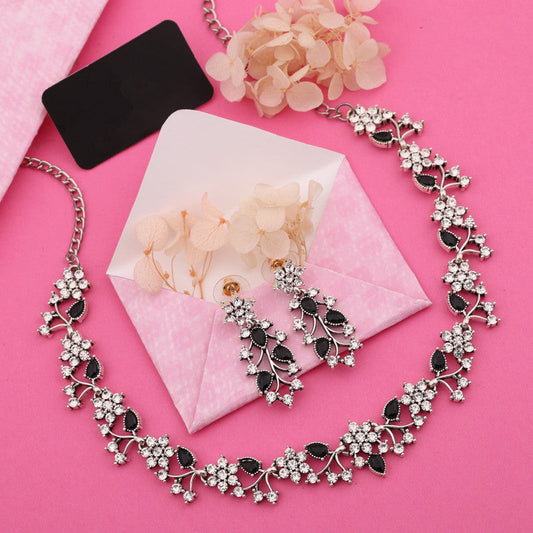 Tehzeeb Creations Silver Pleated White Diamond With Baby Black Beads Necklace Set - Swadesiicart