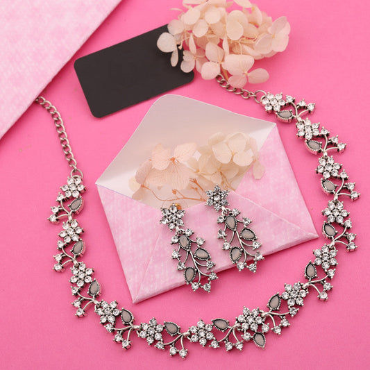 Tehzeeb Creations Silver Pleated White Diamond With Grey Beads Necklace Set - Swadesiicart