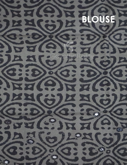 Grey Colour Block Print With Mirron Embroidered Pure Mulmul Cotton Saree By Gayathri Reddy Designer Studio | Swadesiicart