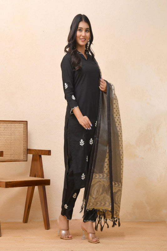 Vaasva Women Black Embroidered Suit Set | Swadesiicart