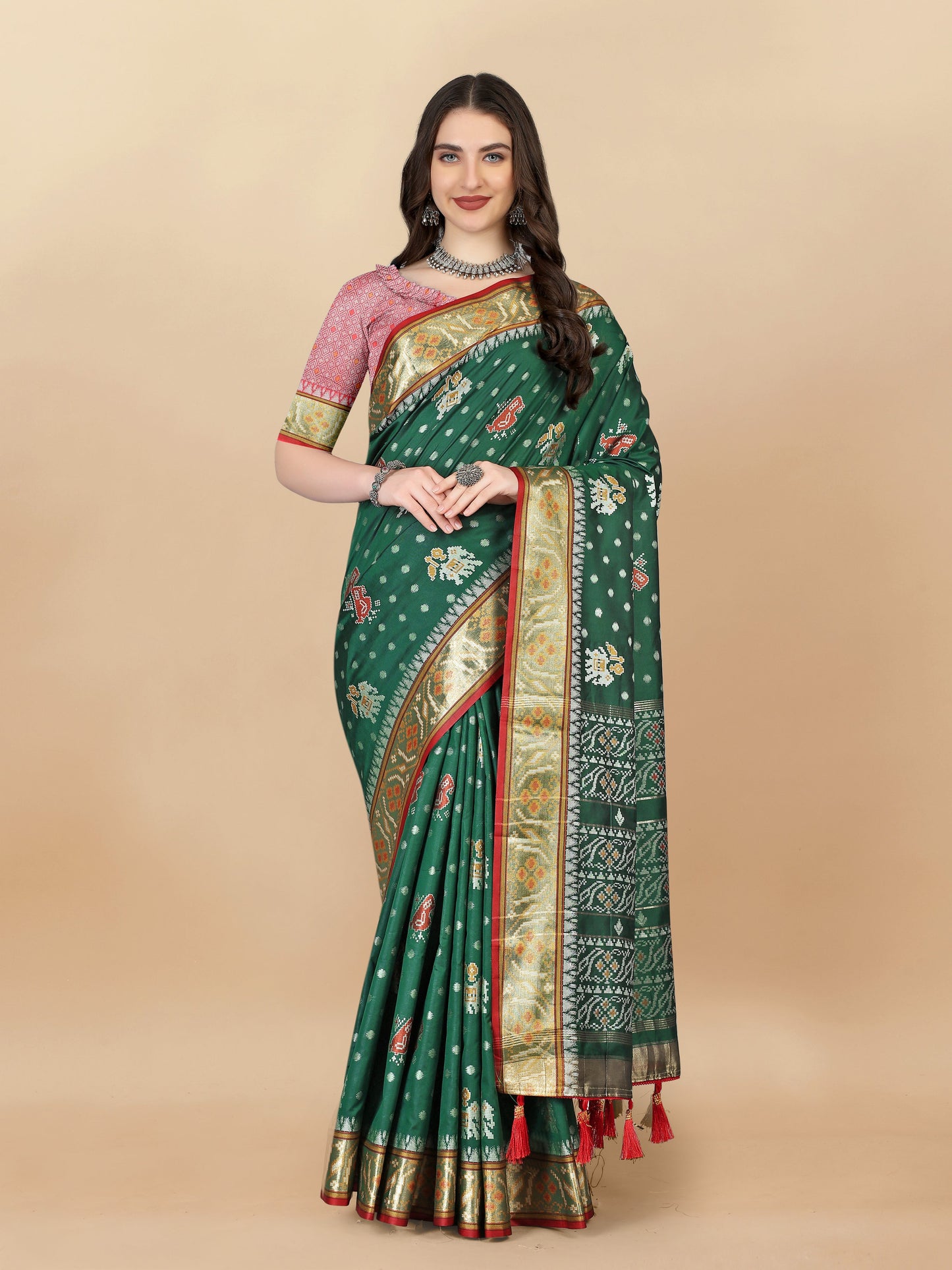 Lorenvalley Fashion Soft Silk Patola Weaving With Beautiful Rich Pallu With Blouse - Green - Swadesiicart