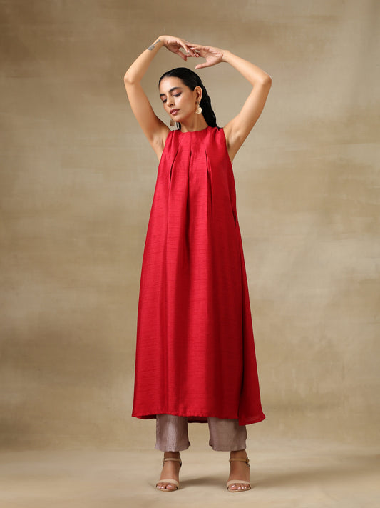 trueBrowns Maroon Textured Silk Sleeveless Kurta Pant Set | Swadesiicart